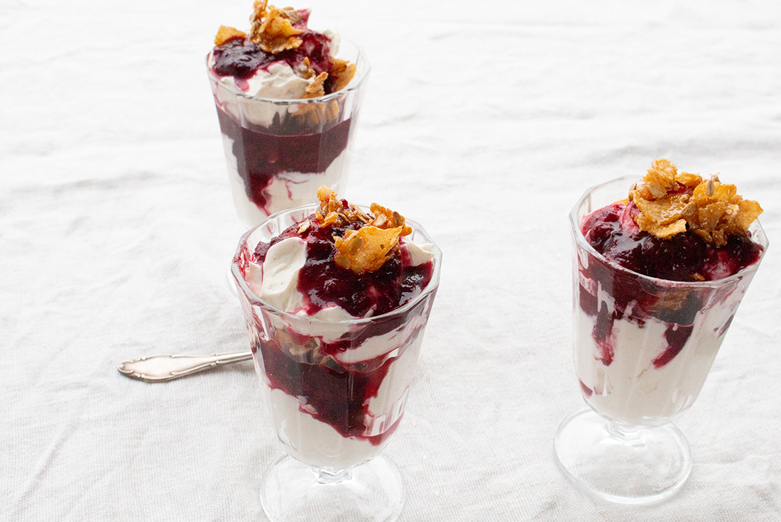 Crispy Cherry Fool: perfekt zum Vorbereiten