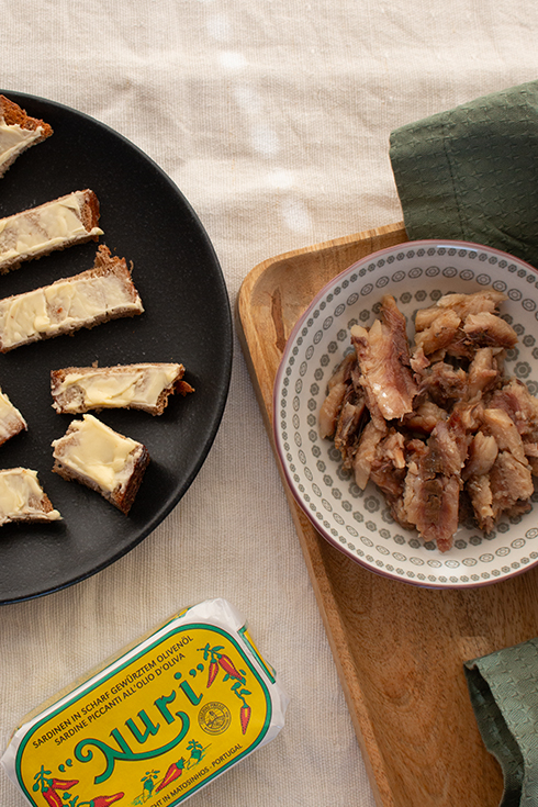 Sardellen mit Butterbrot