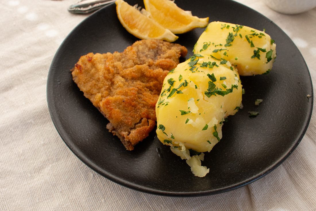 Wiener Schnitzel mit Petersilerdäpfel